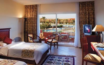 Amwaj Oyoun Hotel & Resort 25