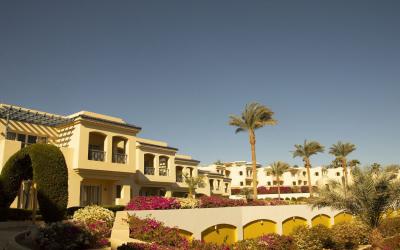 Grand Oasis Resort 2